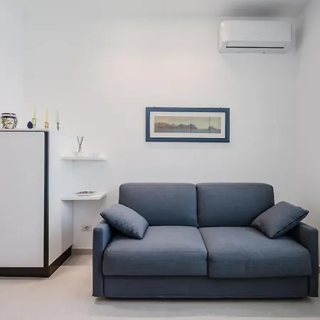 Apartment Seaview A Few Steps From The