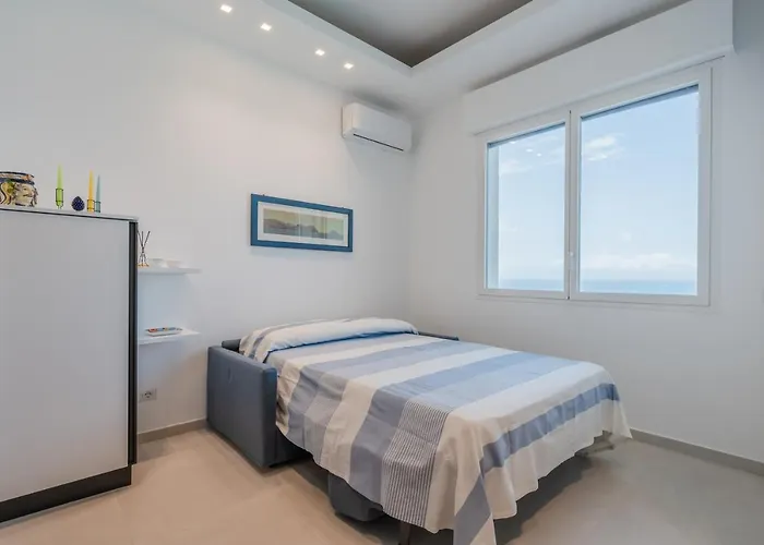 Seaview A Few Steps From The Taormina